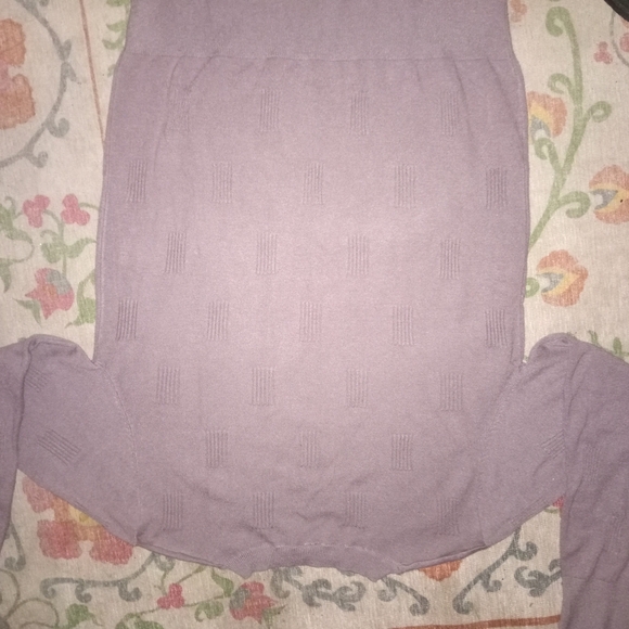 ARACH & CLOZ Lavender Knit Top - Picture 6 of 7